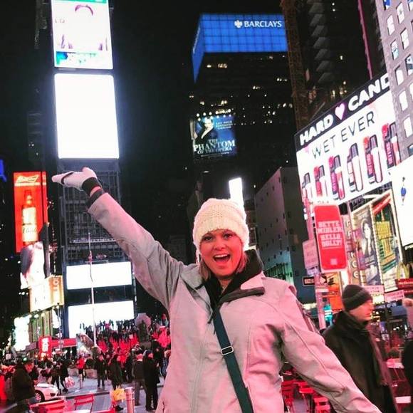 Meet your Posher, Amy - Picture 1 of 1